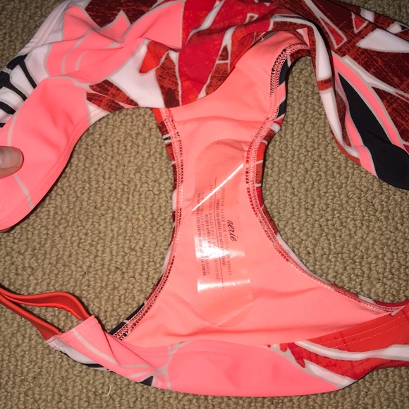 BRAND NEW AERIE SWIM BOTTOMS - Picture 2 of 2